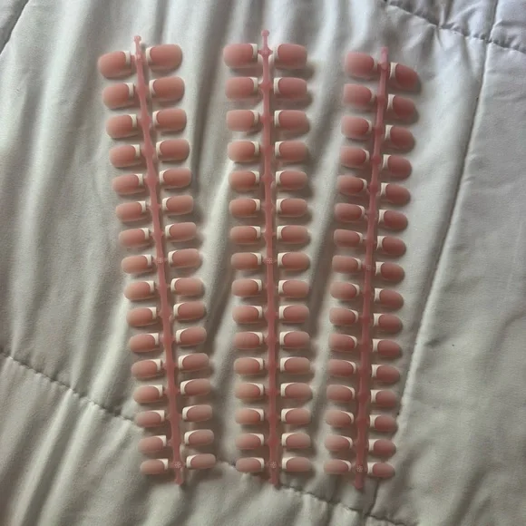 BTArtBox Nails X-Coat Tips Pink French Manicure Short Square - Picture 6 of 9